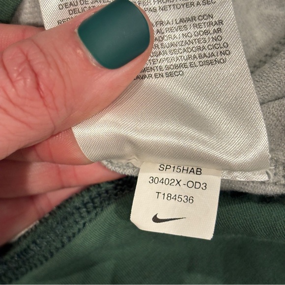 Nike dri-fit Oregon ducks long sleeve tee shirt Gray BOAT NECK WOMANS Size XS - Picture 6 of 9